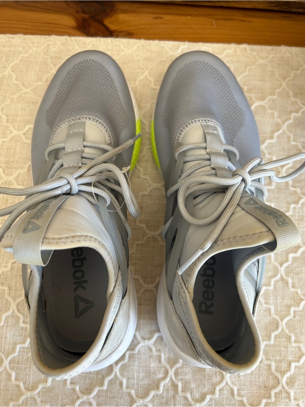 Reebok Hayasu Women's Gray Lace-Up Athletic Shoes like new in box, size 8.5 - Picture 6 of 11